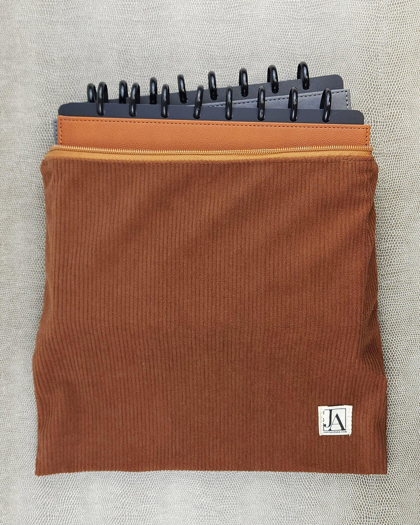 Janes Agenda planner bag for discbound and sixr ring or ring bound planners and planner notebooks.